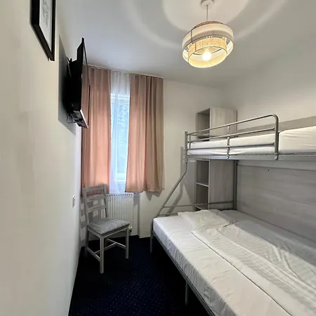 Dom Wczasowo Rekreacyjny Zgoda * קרפאז'